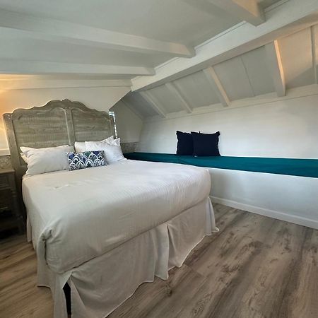 Carmel Green Lantern Inn 외부 사진