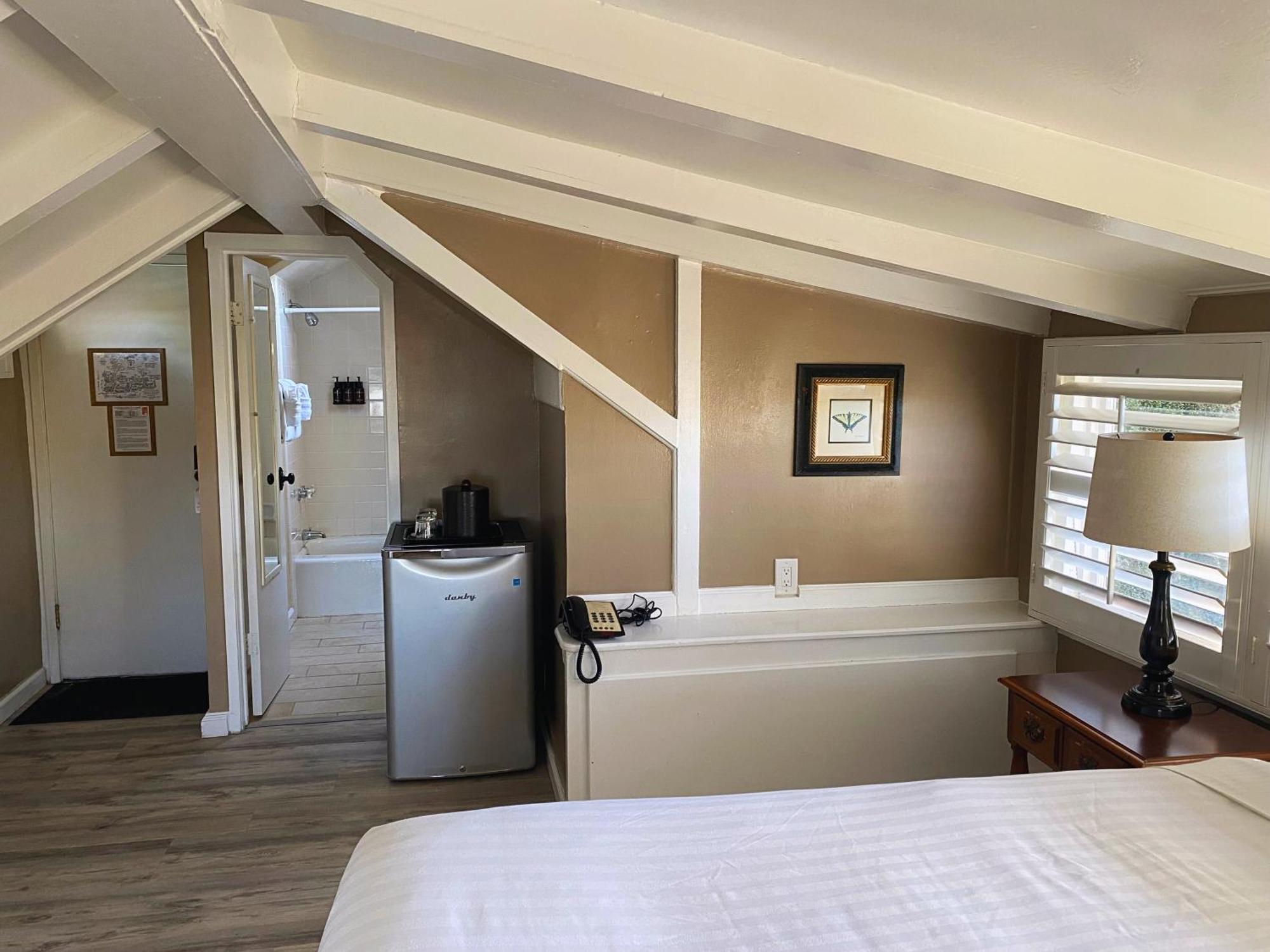 Carmel Green Lantern Inn 외부 사진